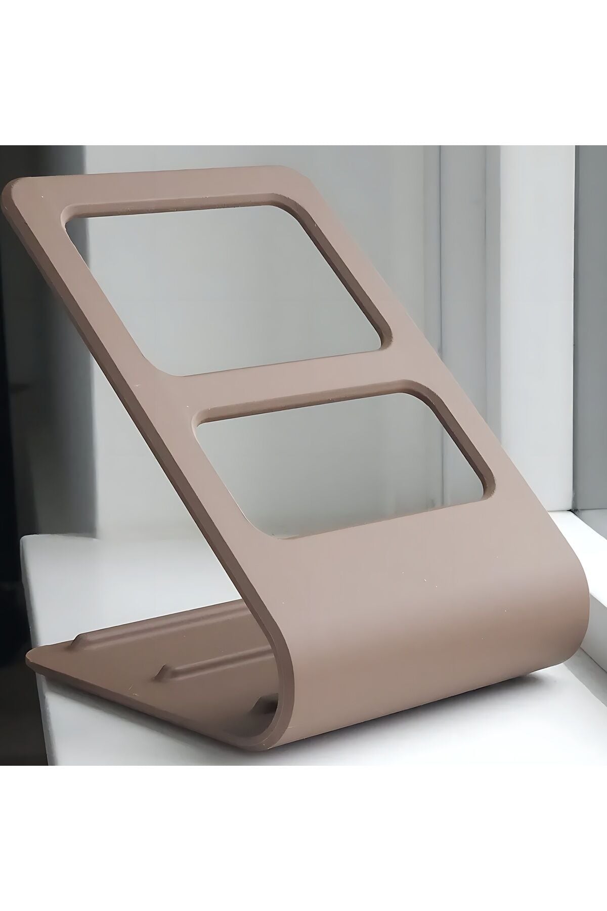 Stand Masaüstü Tutucu Organizer Minimalist Tasarım Telefon ve Kumanda Standı – Ergonomik Aparat ( TEN RENGİ ) Pratik Kullanım Yer Tasarrufu Sağlayan